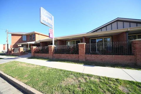 Gundagai Gabriel Motor Inn - Redcliffe Tourism 2