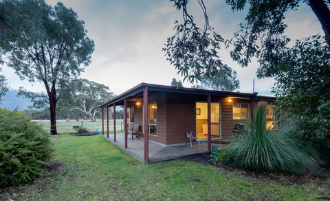 Halls Haven Resort - Redcliffe Tourism 0