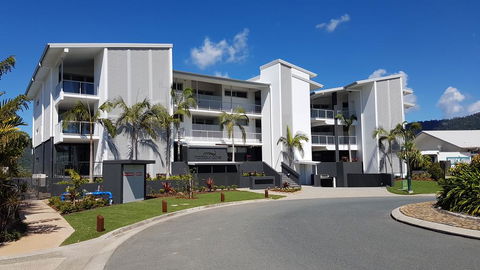 Harbour Cove - Redcliffe Tourism 0