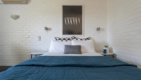 Harriet House Tumut - Redcliffe Tourism 0