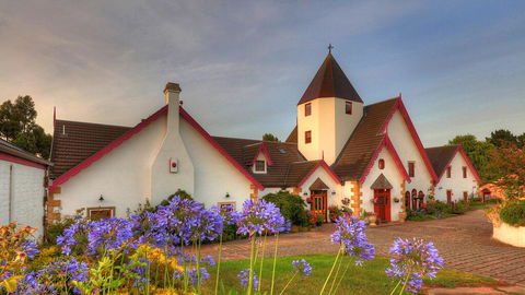 Hatchers Richmond Manor - Redcliffe Tourism 0
