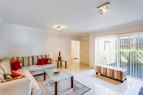 Hear The Waves At Anna Bay! - Redcliffe Tourism 2