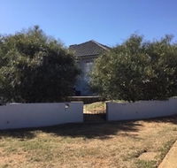 Hendersons Houses - Redcliffe Tourism