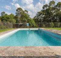 Hermitage Hideaway - Redcliffe Tourism