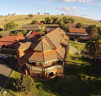 Hermitage Hill Country Retreat - Redcliffe Tourism