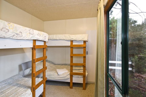 Hidden Valley Cabins - Redcliffe Tourism 3