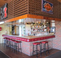 High Country Motel - Redcliffe Tourism