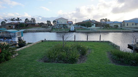 Holiday House - Redcliffe Tourism 2
