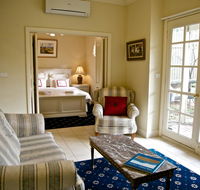 Holly Lane Mews - Redcliffe Tourism