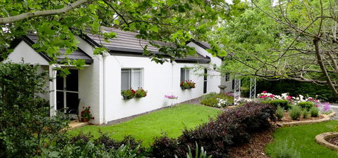 Homewood Cottages - Redcliffe Tourism 0