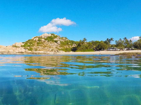 Horseshoe Bay Resort - Redcliffe Tourism 3