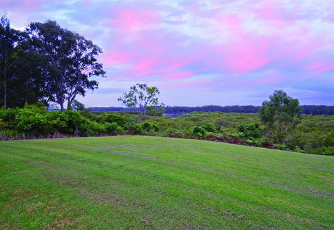 Jabiru Motel - Redcliffe Tourism 0