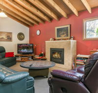 Jarara Cottage - Redcliffe Tourism