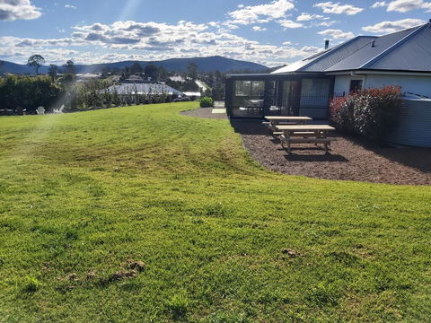 Jasmine Lodge - Redcliffe Tourism 1