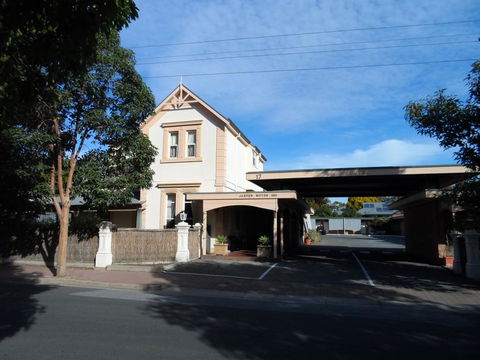 Jasper Motor Inn - Redcliffe Tourism 0