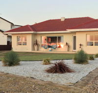 Jewel of the South Beachside Holiday Rental - Redcliffe Tourism