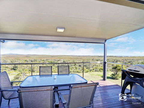 Jinalong 17 Pacific Street Family Home Great Views. - Redcliffe Tourism 0
