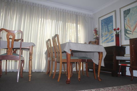JOHN HUNTER B&B - Redcliffe Tourism 3