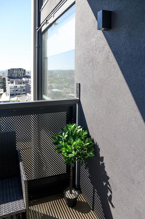 JUDD Your Stylish Richmond Abode Awaits You - Redcliffe Tourism 3