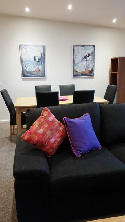 K2 ELEVEN - Redcliffe Tourism 0