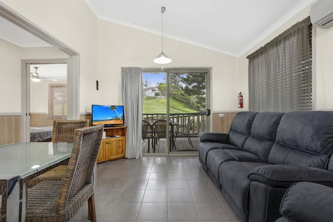 Kendalls Beach Holiday Park - Redcliffe Tourism 1