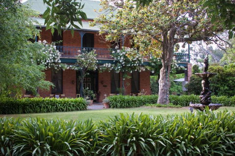 Koendidda Country House - Redcliffe Tourism 1