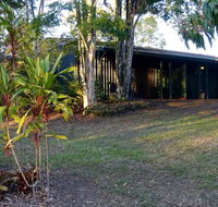 Lagoon Pocket Bed  Breakfast - Redcliffe Tourism