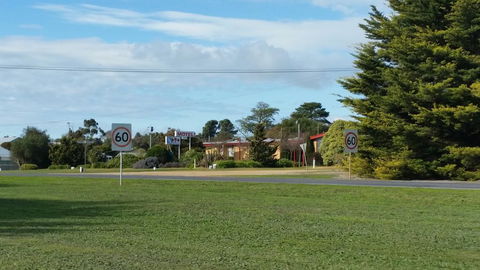 Lake Bolac Motel - Redcliffe Tourism 0