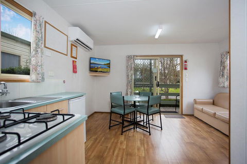 Lake Hamilton Motor Village And Caravan Park - Redcliffe Tourism 1
