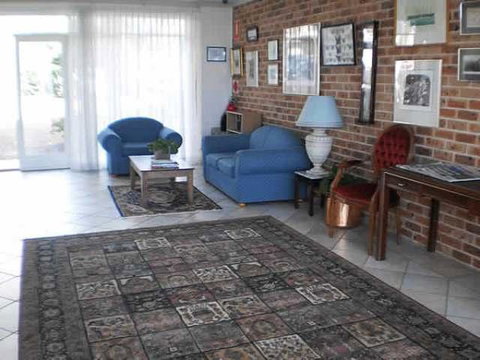 Lake Haven Motor Inn - Redcliffe Tourism 2