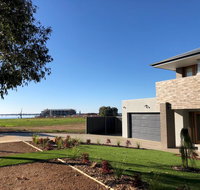 Lake Resort on Black Bull - Redcliffe Tourism