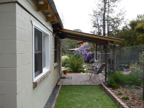 Lakeside Lodge Armidale - Redcliffe Tourism 2