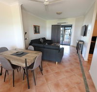 Lakeview Apartments - Redcliffe Tourism