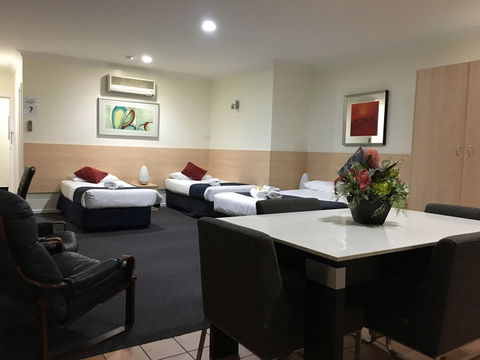 Lakeview Motor Inn - Redcliffe Tourism 2
