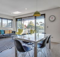 Large and brand-new apartment close to city - Redcliffe Tourism