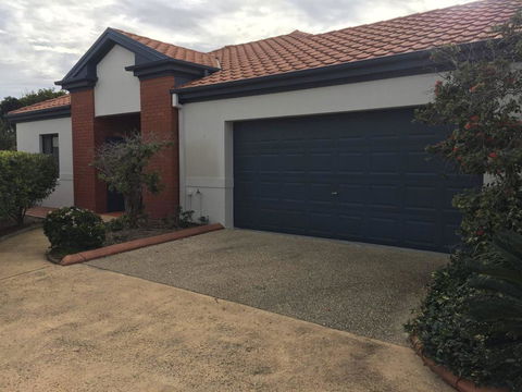 Lateeze - Pets Welcome Near The Beach - Redcliffe Tourism 3