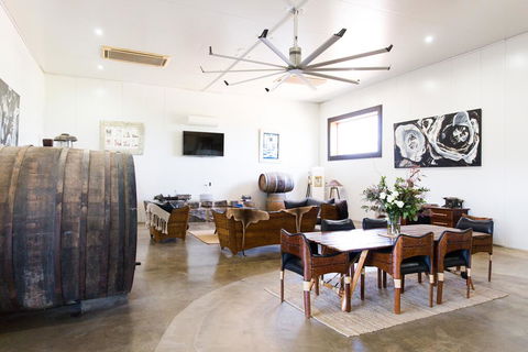 Lazy River Estate Boat House Villa - Redcliffe Tourism 0