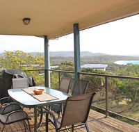 Lazy Wave Beach House - Redcliffe Tourism