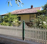 Lilac Cottage - Redcliffe Tourism