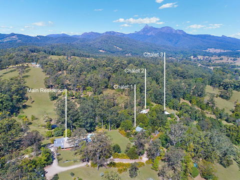 Limpinwood Lodge - Redcliffe Tourism 1