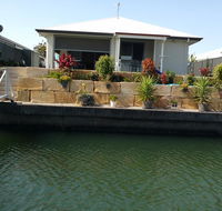 M  T's Waterfront Bed  Breakfast - Redcliffe Tourism