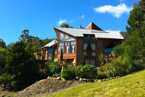 MAGICAL MOUNTAIN RETREAT - 20 Mins To CBD And Only 10 To MONA! - Redcliffe Tourism 3