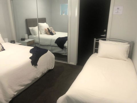 Mala Retreat, Shiraz Suite 5 Star Immaculate And Comfortable - Redcliffe Tourism 1