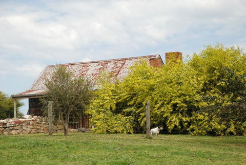 Mancuso Country Cottage Retreat - Redcliffe Tourism 1