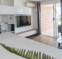 Manly Beachfront Apartment - Redcliffe Tourism