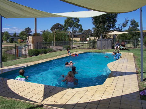 Mansfield Holiday Park - Redcliffe Tourism 0