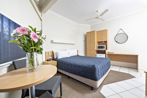 Matilda Motor Inn - Redcliffe Tourism 1