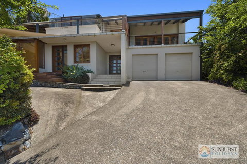 Mcauleys Beach House - Redcliffe Tourism 0