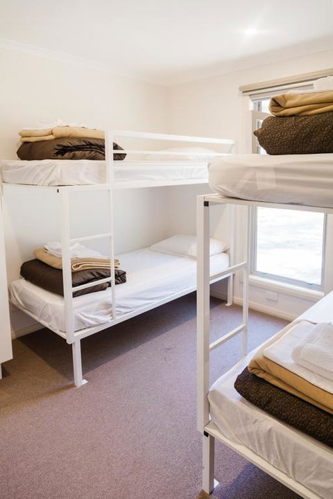 McLean Beach Holiday Park - Redcliffe Tourism 3