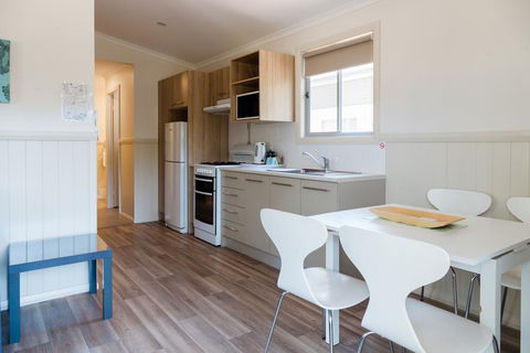 McLean Beach Holiday Park - Redcliffe Tourism 2